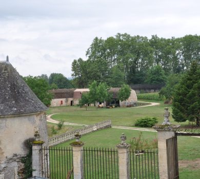 Location-Chateau-Dordogne Exterieur 04